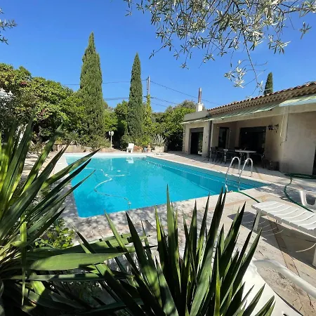 Villa Climatisee Avec Piscine Sur Les Hauts De Nîmes