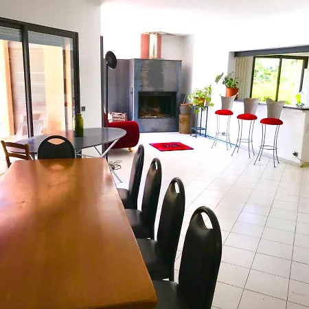 Villa Climatisee Avec Piscine Sur Les Hauts De Nîmes