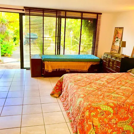 Villa Climatisee Avec Piscine Sur Les Hauts De *
